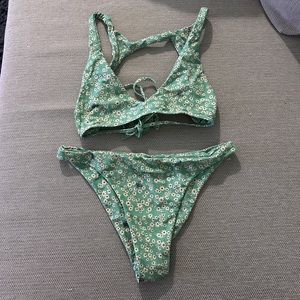 SOLD ON IG
benoa jaden set